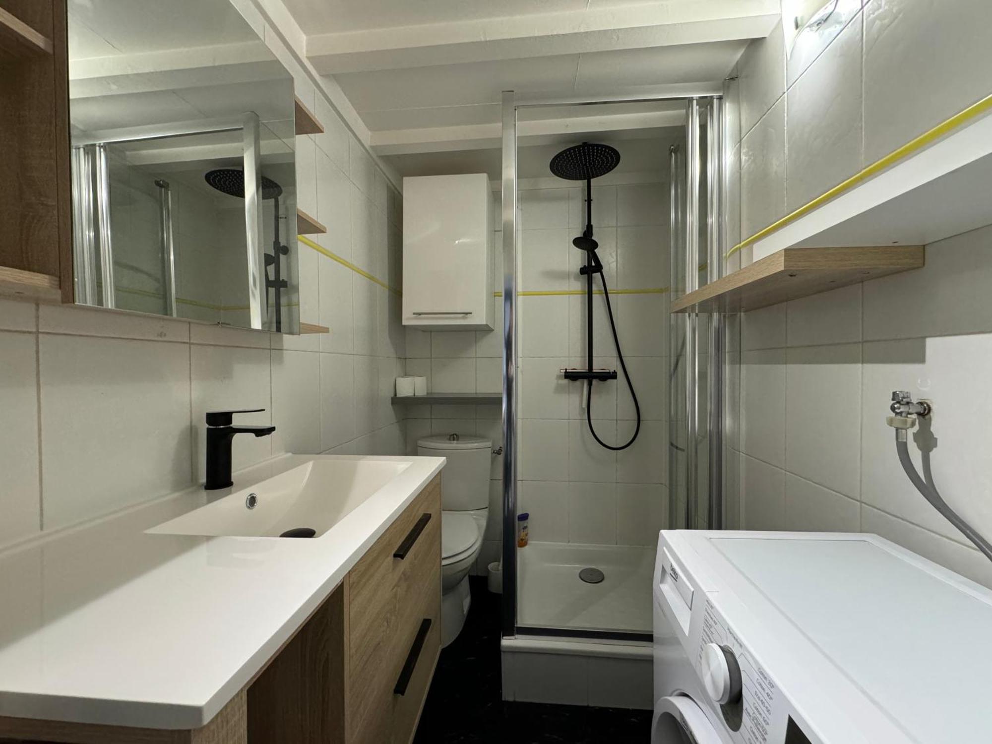 Le Noir Bois Et Blanc - Studio - Wifi - Centre Ville - Entree Autonome Quimper Kültér fotó